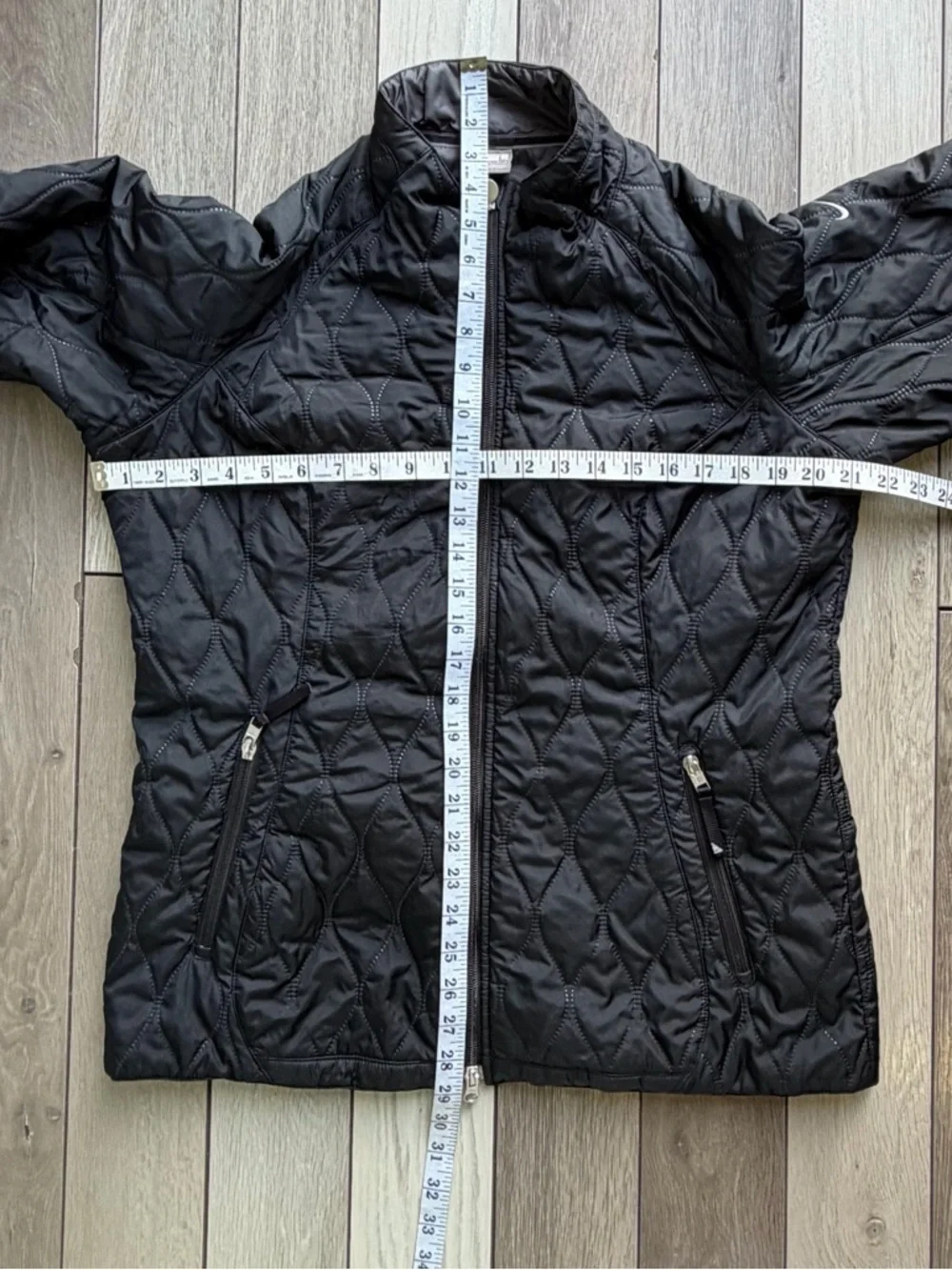 Nike Black Quilted Jacket with Logo Zipper Pull (Women’s)